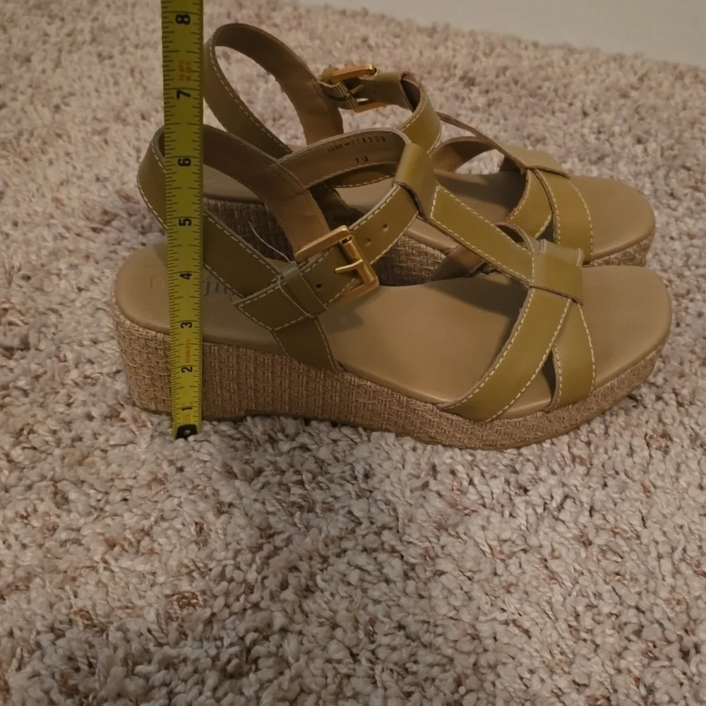 J.Jill Women's Tan Wedge Sandals EUC Size 7 (0718)